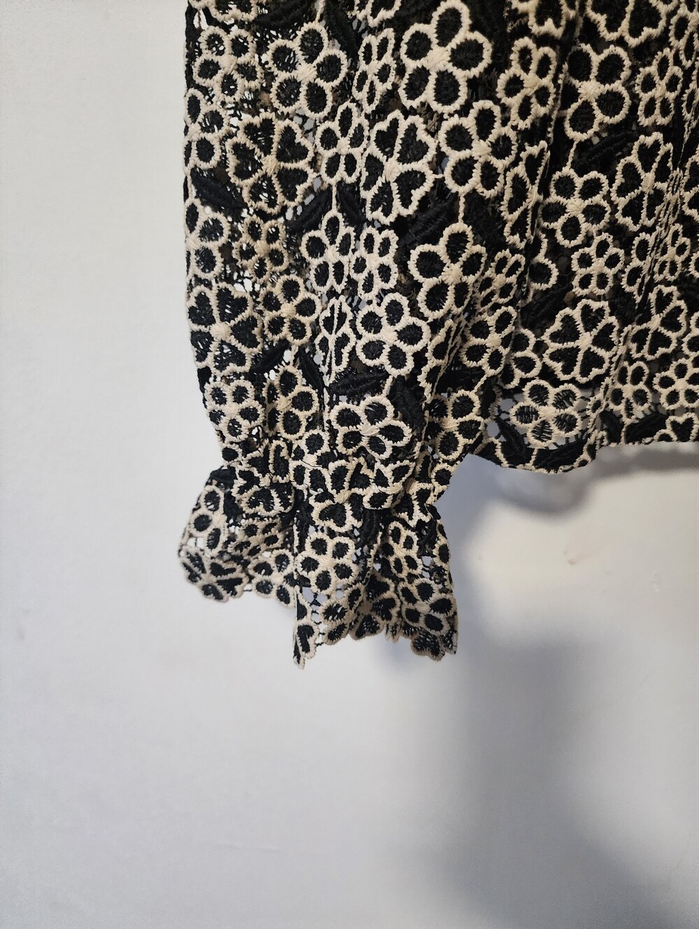 Sezane Black and Cream Floral Ruffle-Neck Blouse - Picture 4 of 8